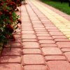 Основные преимущества тротуарной плитки перед другими дорожными покрытиями