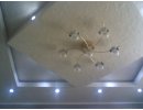 потолок из ГКЛ с точечным светом