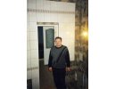 Облицовка стены плиткой.